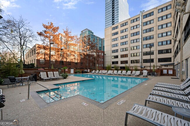 Building Photo - 878 Peachtree St NE