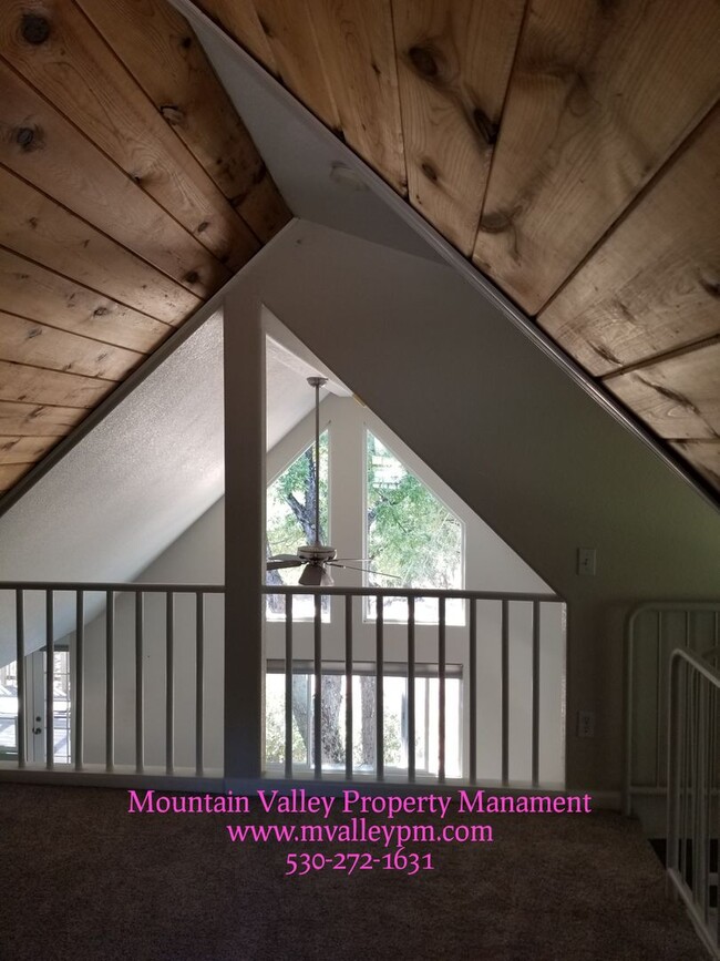 Building Photo - Country Home in Great Penn Valley Location, sorry no pets.