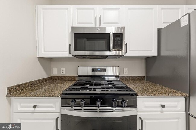 Building Photo - 12901 Centre Park Cir