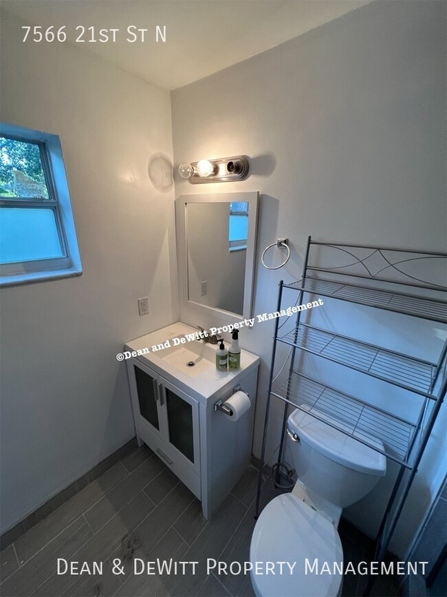 Building Photo - 7566 21st St N