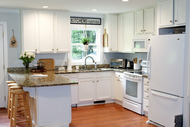 Building Photo - 425 Moon Meadow Ln