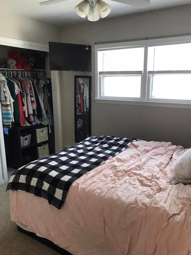 Building Photo - 2968 S 84th St