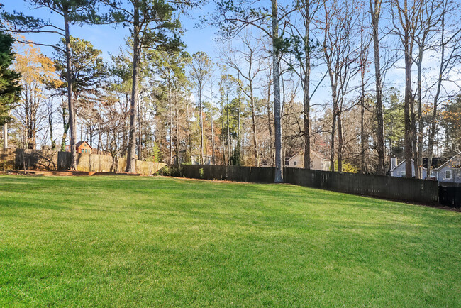 Building Photo - Spacious Backyard in Douglasville, GA