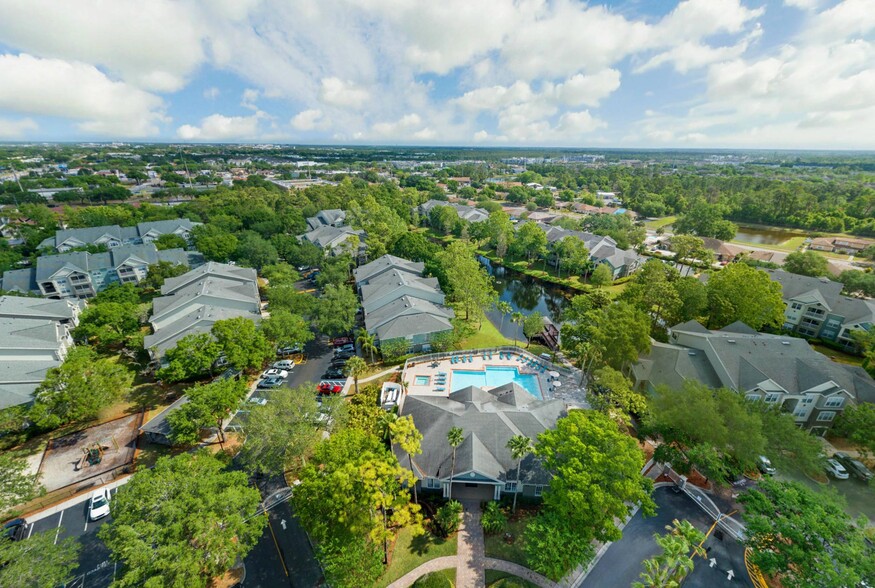 Building Photo - Ashton at Waterford Lakes