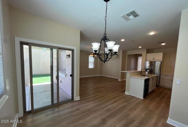 Building Photo - 3846 E Baars Ave