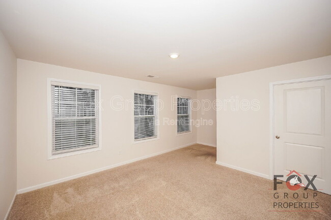 Building Photo - 4110 Steel Wy