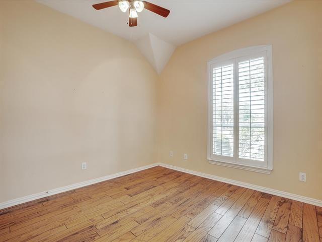 Building Photo - 1052 Village Pkwy