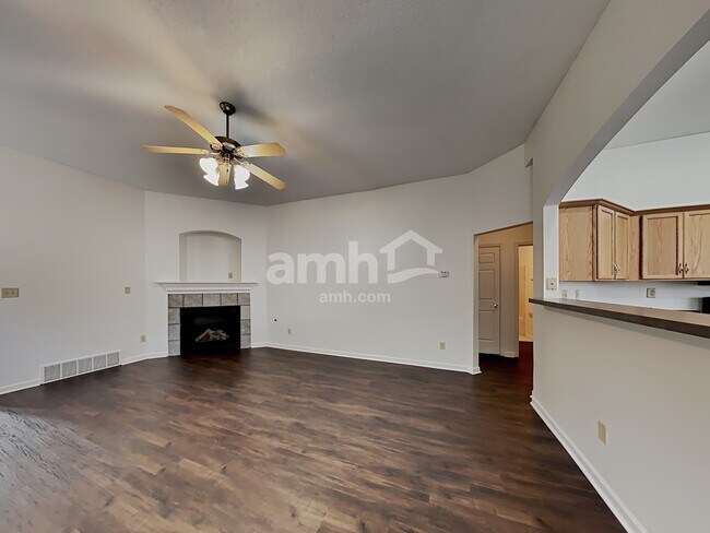 Building Photo - 1588 Wynne Rd