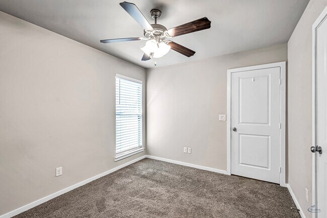 Building Photo - 9115 Ratliff Rdg