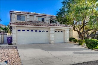 Building Photo - 1721 Sweet Pea Ave