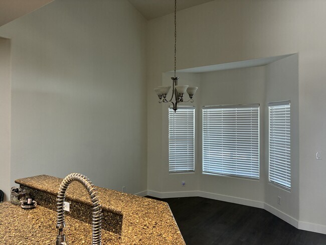 Building Photo - 3080 Lindero St