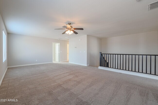 Building Photo - 2736 E Mews Rd