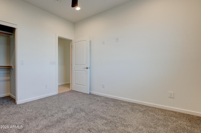 Building Photo - 16075 N 30th St