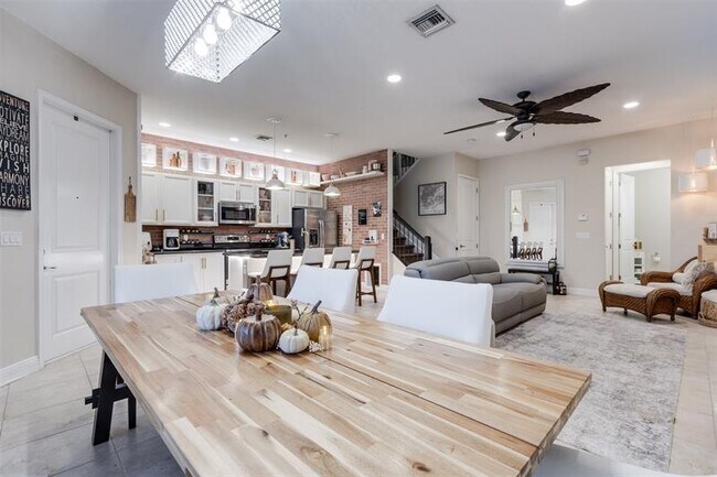 Building Photo - 12467 NW 17th Ct