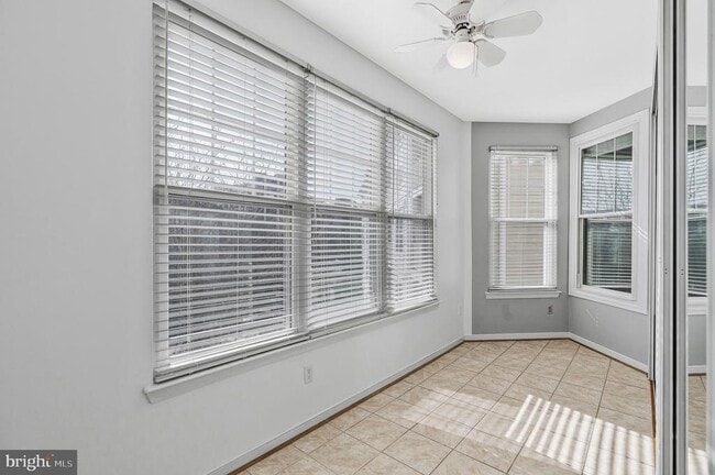 Building Photo - 1625 International Dr