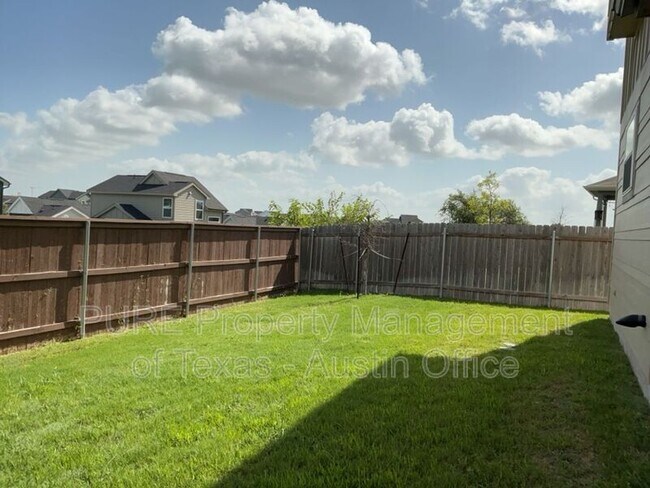 Building Photo - 3200 College Park Dr