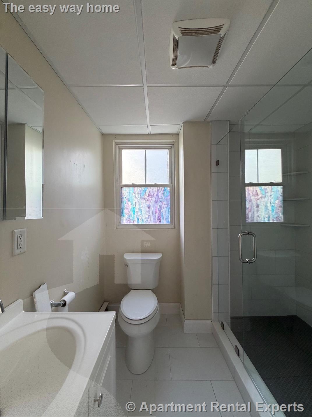 Building Photo - 71 Winchester St