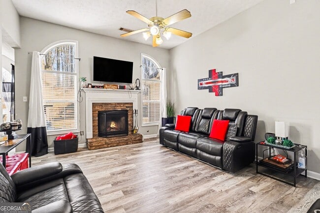 Building Photo - 55 Ashley Woods Dr