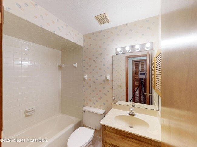 Building Photo - 9017 Manchester Ln