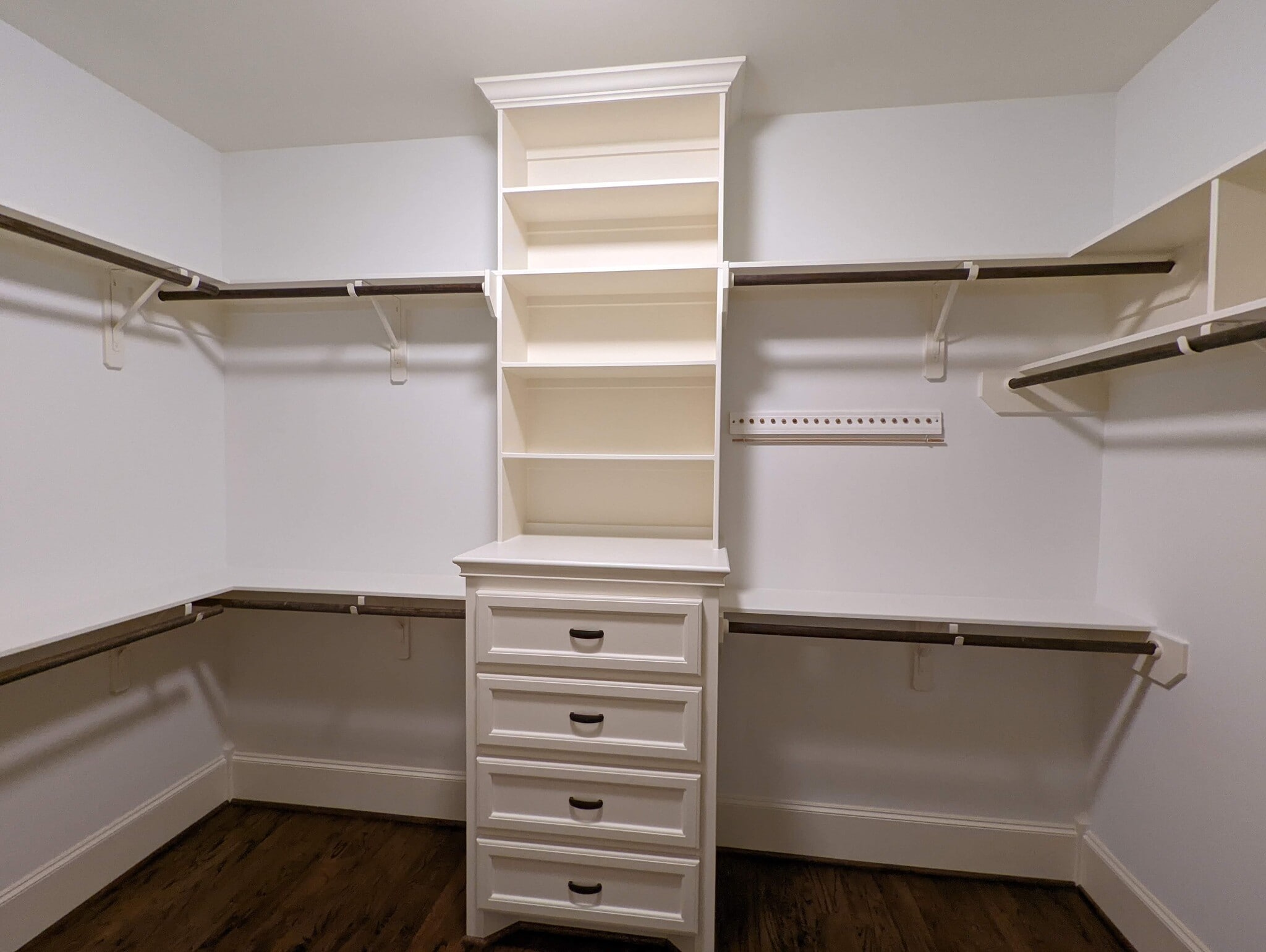 Building Photo - 722 E 29th St