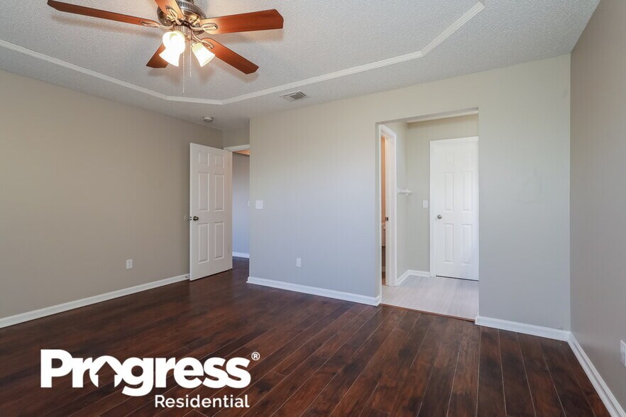 Building Photo - 4423 Huntington Forest Blvd