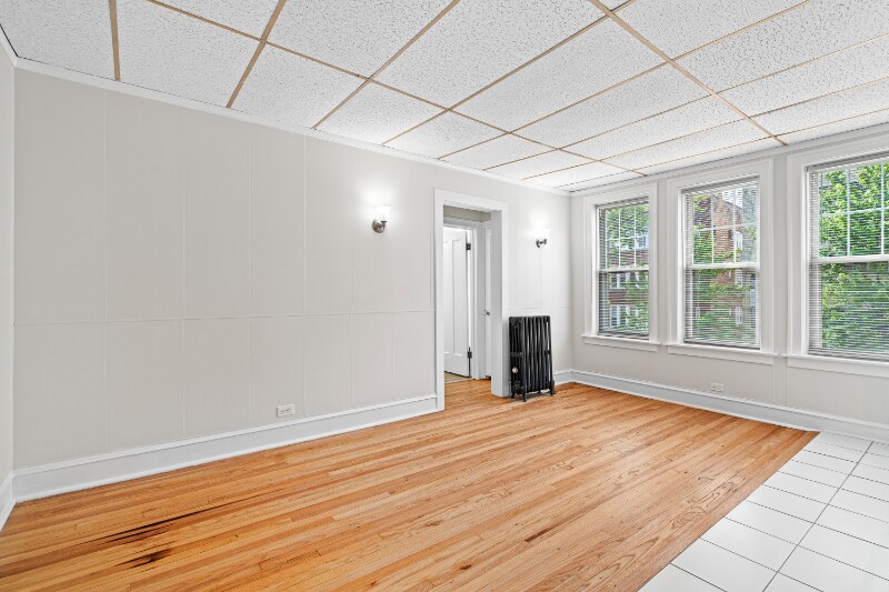 Building Photo - 1440 W Howard St