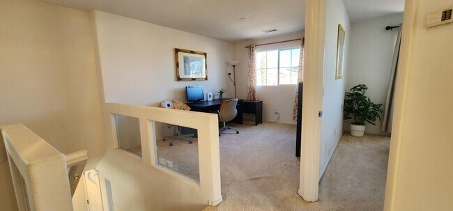 Building Photo - 1687 E Balsam Mist Ave