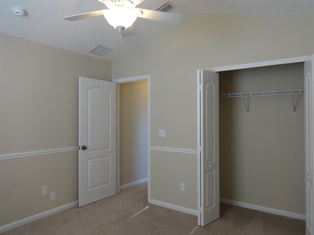 Building Photo - 3035 Five Oaks Ln