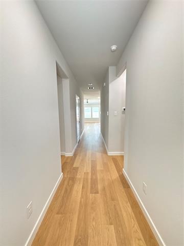 Building Photo - 320 Arcane St