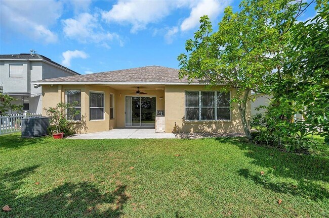 Building Photo - 1915 Fruitridge St