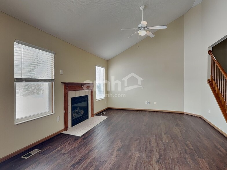 Building Photo - 8023 Crete Ln