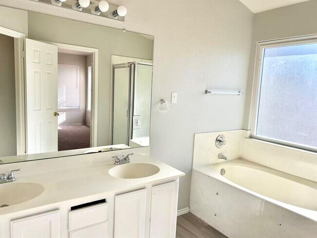 Building Photo - 3138 Jazz St