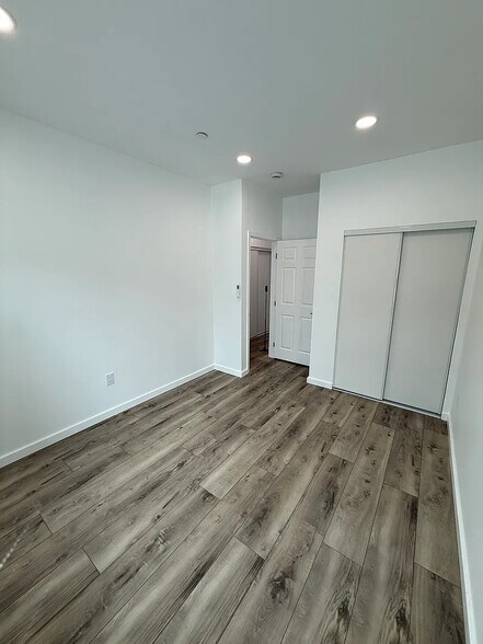 Building Photo - 1014 Cypress Ave