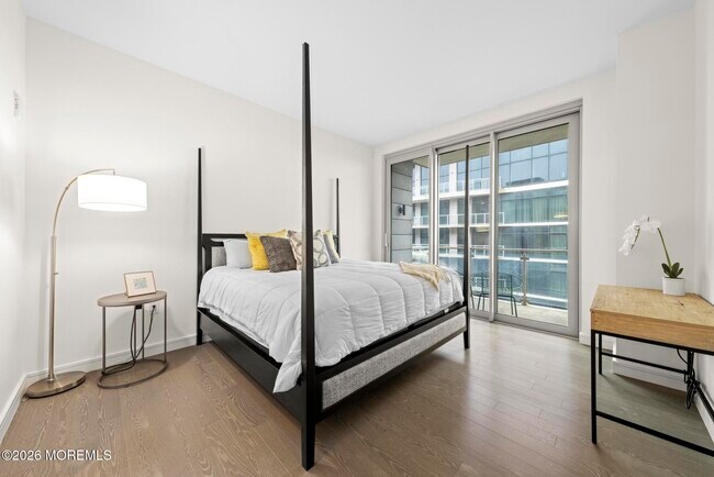 Building Photo - 15 Morris Ave