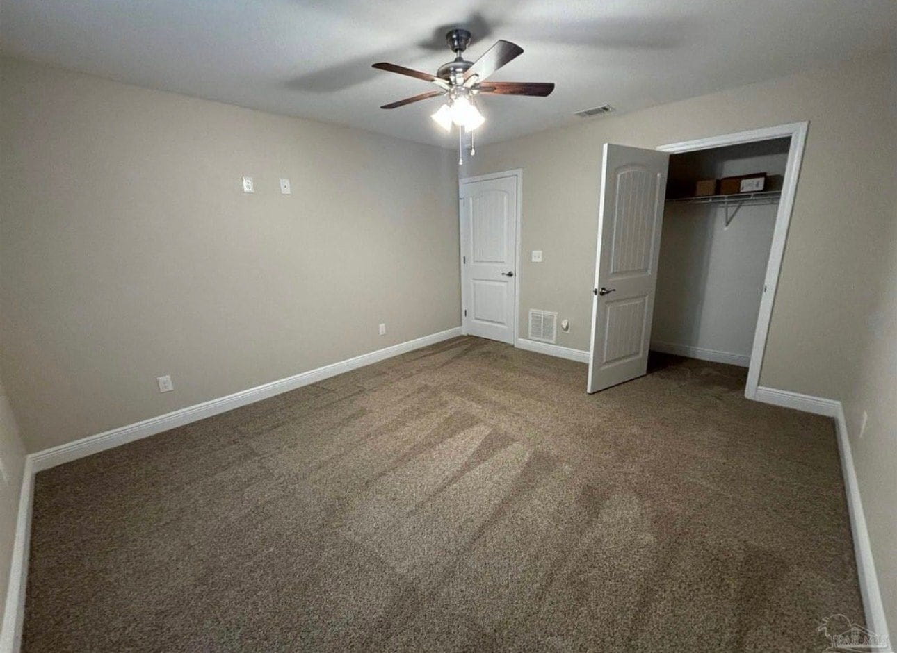 Building Photo - 6587 Park Ave NW