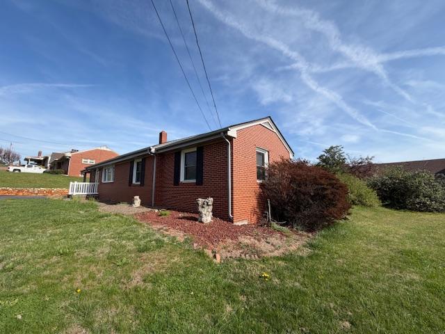 Building Photo - 145 Center St