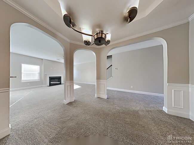 Building Photo - 5146 Summersun Dr