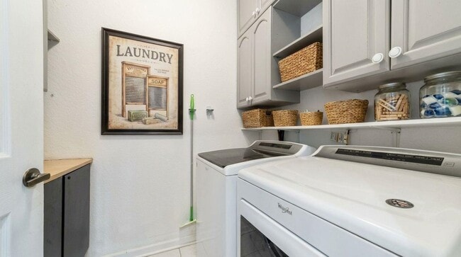 Building Photo - 2431 Vista Cove Rd