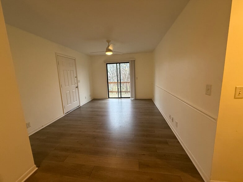 Building Photo - 514 N Petway St