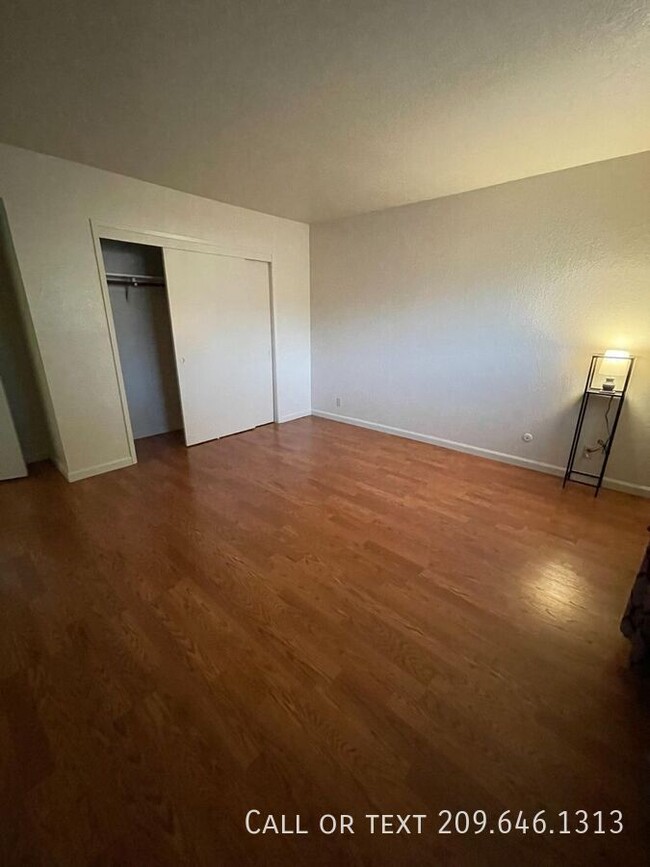 Building Photo - 2928 Whittier Ct
