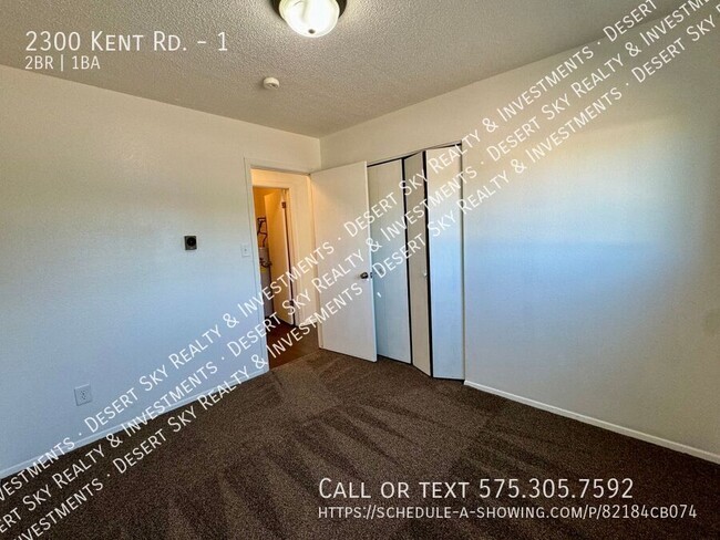 Building Photo - Centrally located 2 bedroom 1 bath apartment