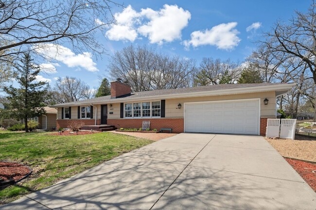 Primary Photo - 6429 Mendelssohn Ln