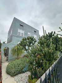 Building Photo - 927 1/2 Parkman Ave