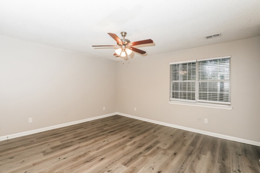 Building Photo - 1573 Glynn Ct