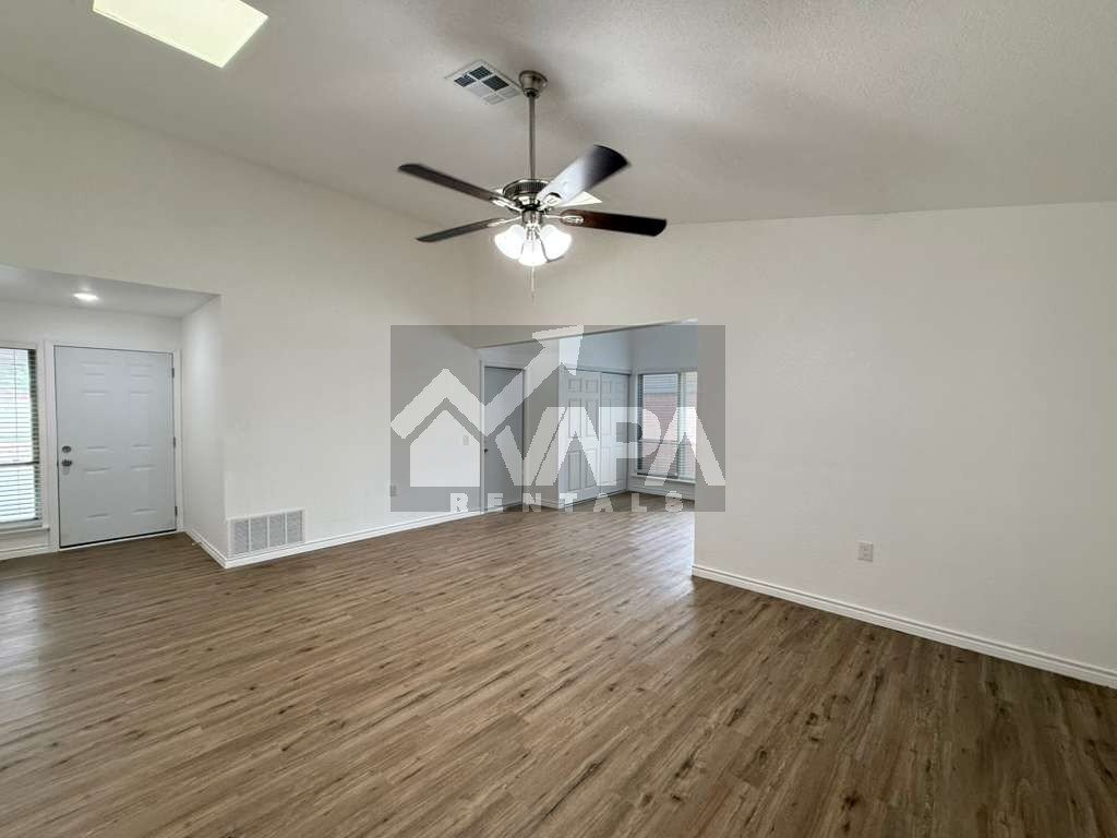 Building Photo - 7729 Narrow Pass St