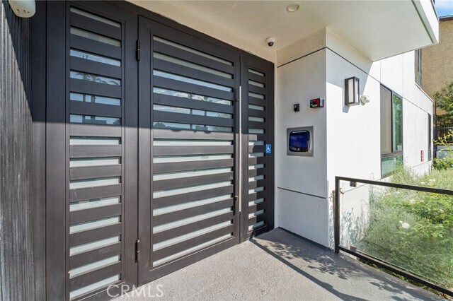 Building Photo - 7510 Sepulveda Blvd