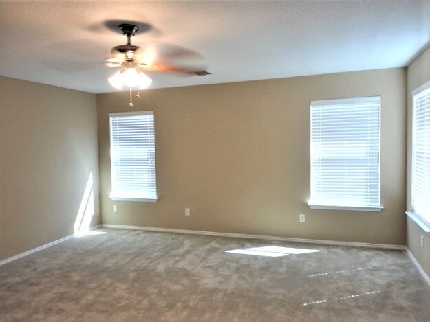 Building Photo - 9302 Longmire Ter
