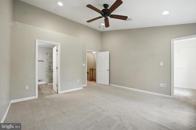 Building Photo - 1547 Northern Neck Dr