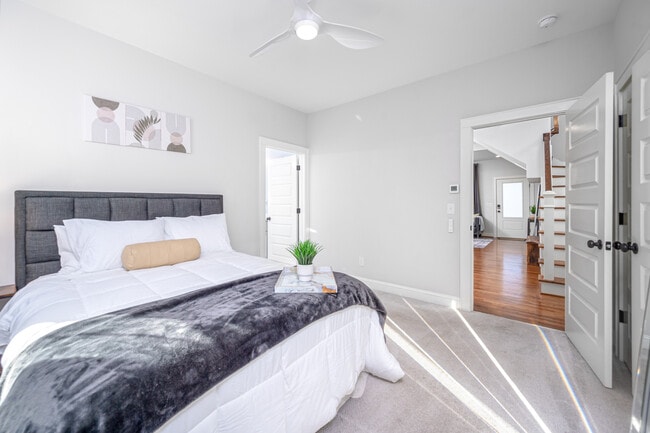 Building Photo - 303 Spruce St