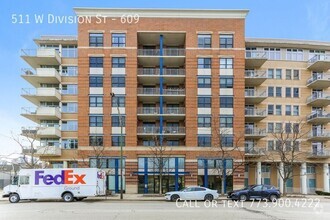 Building Photo - Old Town 2 bed 1 bath with in unit washer/...